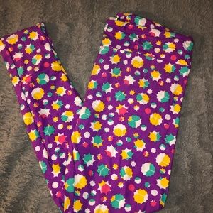 LuLaRoe Tall & Curvy Leggings